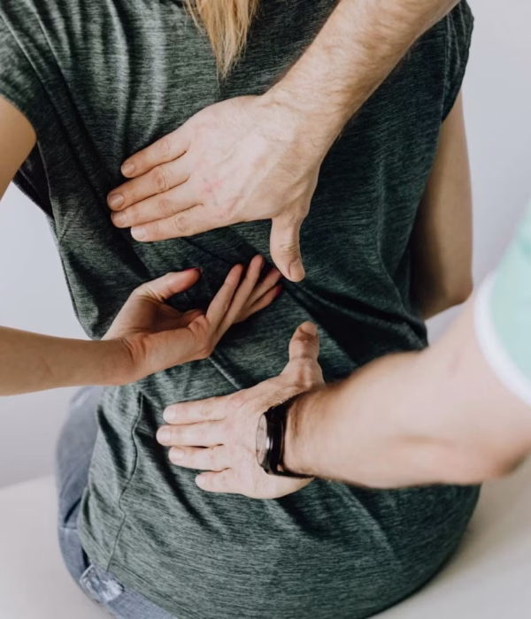 _Chiropractor_Treatment_